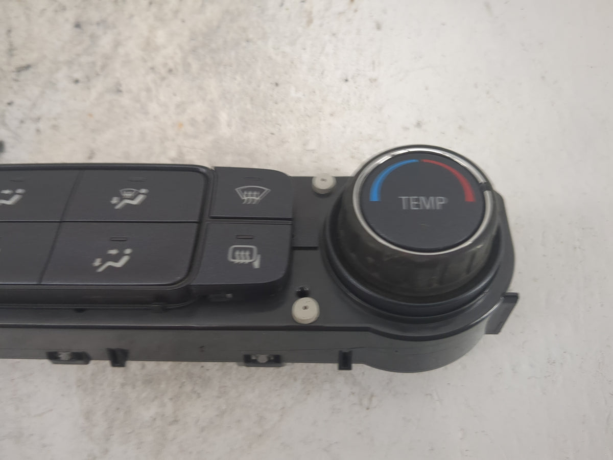 2014-2019 Chevrolet Silverado 1500 Climate Control Module Temperature AC/Heater Replacement P/N:84199205 815372982 Fits OEM 