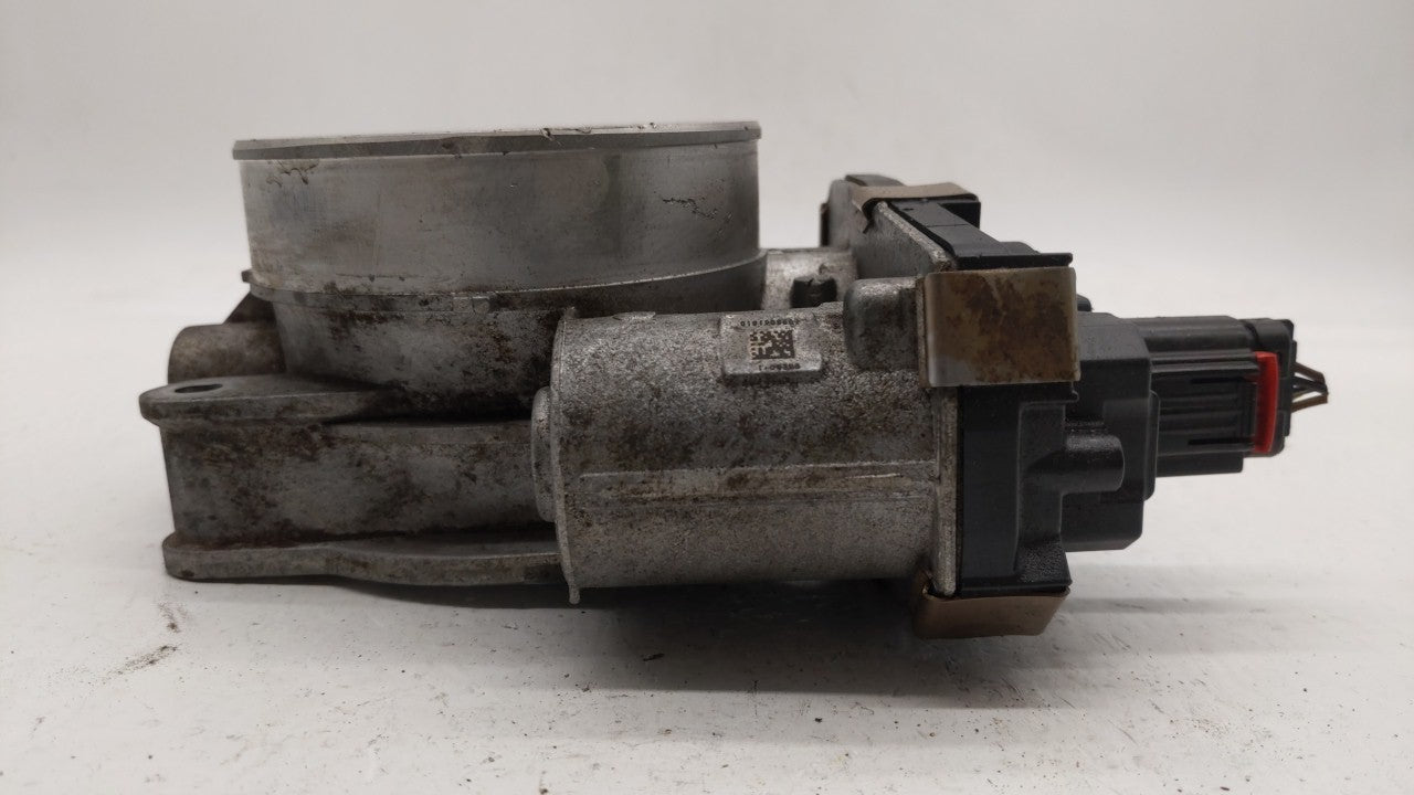 2014-2019 Chevrolet Silverado 1500 Throttle Body P/N:12678224 12617792 Fits Fits 2014 2015 2016 2017 2018 2019 OEM Used Auto