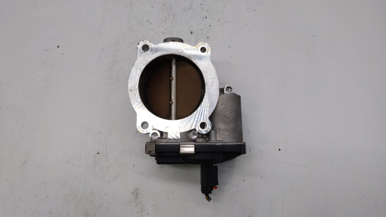 2016-2019 Chevrolet Silverado 1500 Throttle Body P/N:12669536AA 12676296AA, 12676296A Fits Fits 2016 2017 2018 2019 OEM Used
