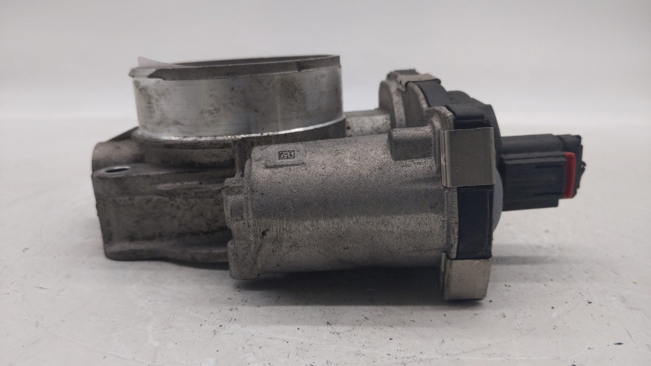 2016-2019 Chevrolet Silverado 1500 Throttle Body P/N:12669536AA 12676296AA, 12676296A Fits Fits 2016 2017 2018 2019 OEM Used