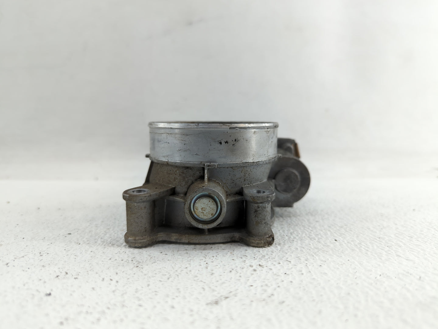 2014-2019 Chevrolet Silverado 1500 Throttle Body P/N:12678224 12617792 Fits Fits 2014 2015 2016 2017 2018 2019 OEM Used Auto