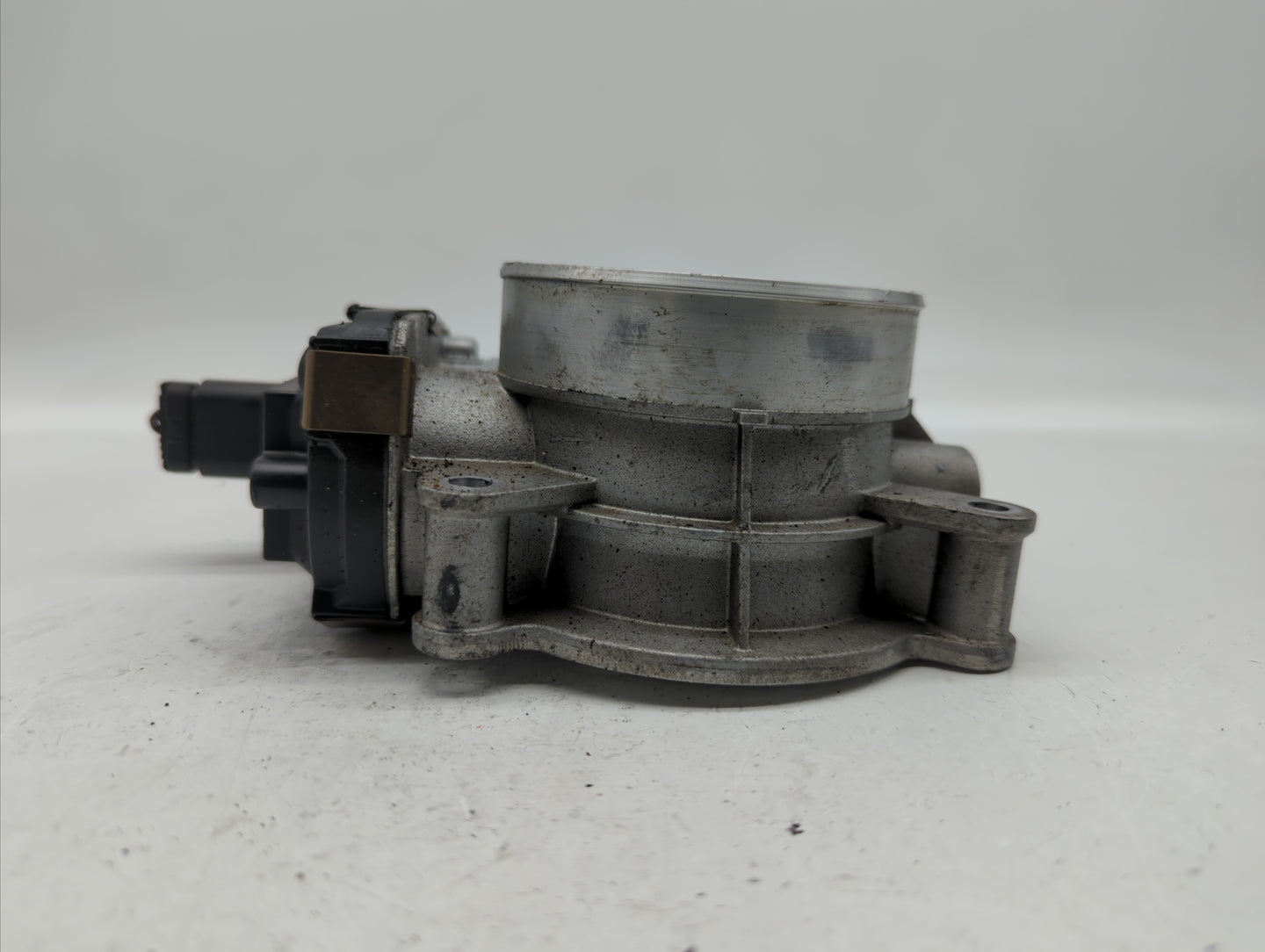 2014-2022 Chevrolet Silverado 1500 Throttle Body P/N:12678224 12617792 Fits Fits 2014 2015 2016 2017 2018 2019 2020 2021 202