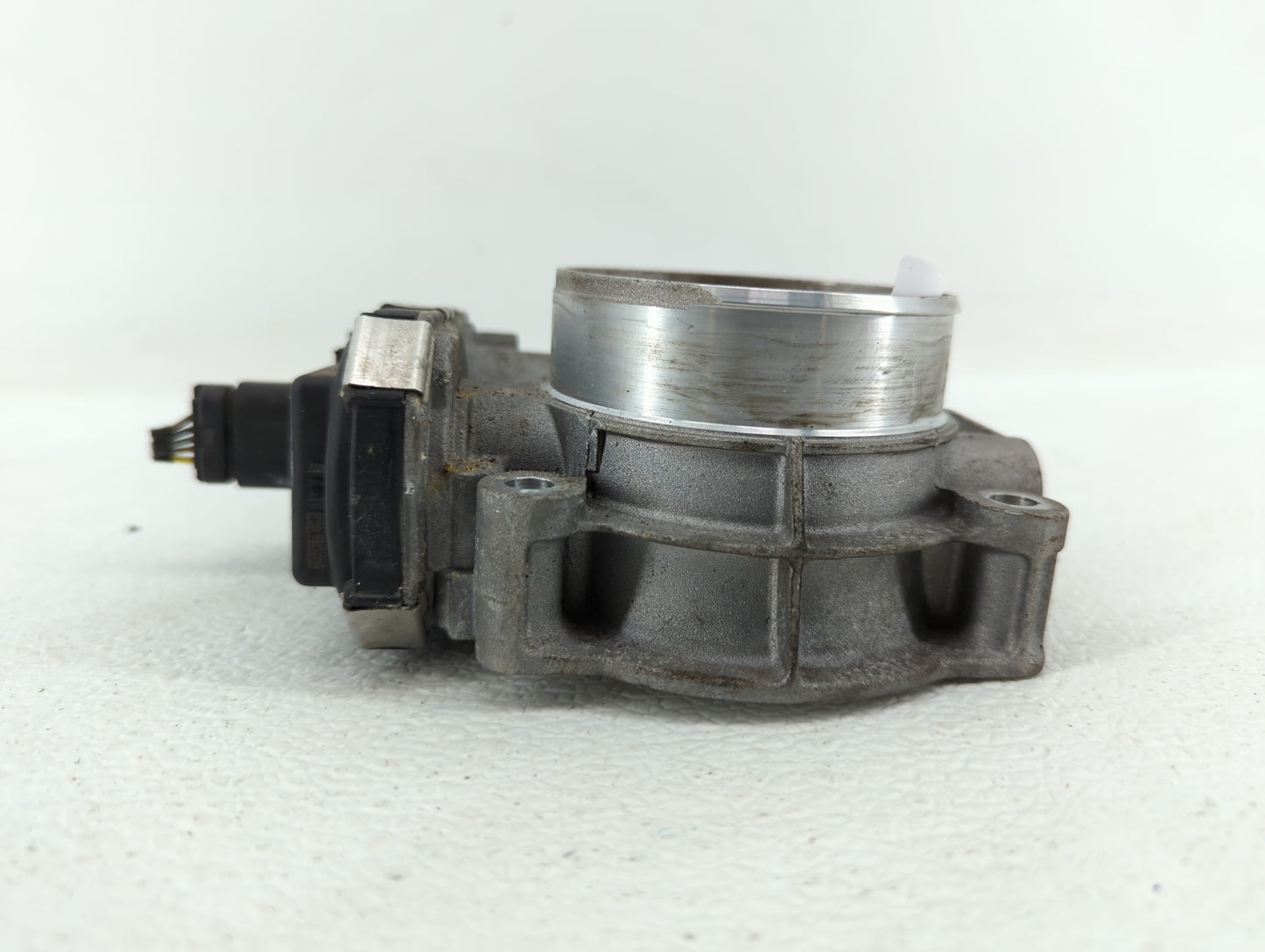 2016-2019 Chevrolet Silverado 1500 Throttle Body P/N:12669536AA 12676296AA, 12676296A Fits Fits 2016 2017 2018 2019 OEM Used