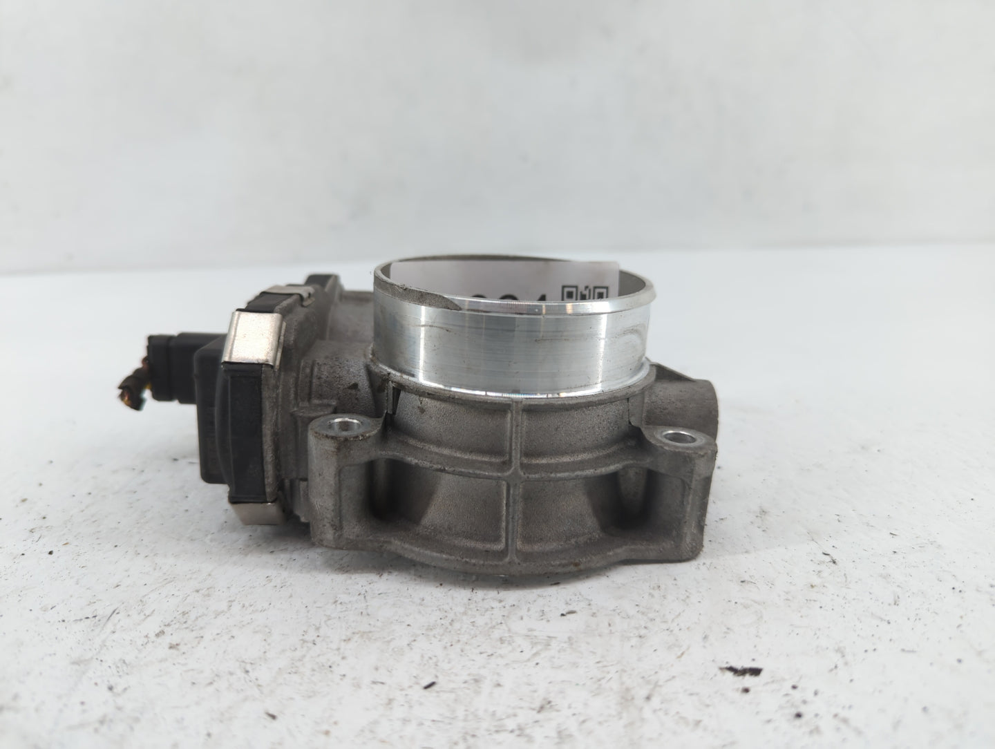 2016-2019 Chevrolet Silverado 1500 Throttle Body P/N:12669536AA 12676296AA, 12676296A Fits Fits 2016 2017 2018 2019 OEM Used