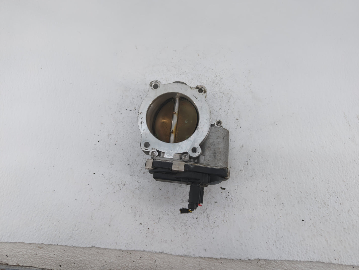 2016-2019 Chevrolet Silverado 1500 Throttle Body P/N:12669536AA 12676296AA, 12676296A Fits Fits 2016 2017 2018 2019 OEM Used