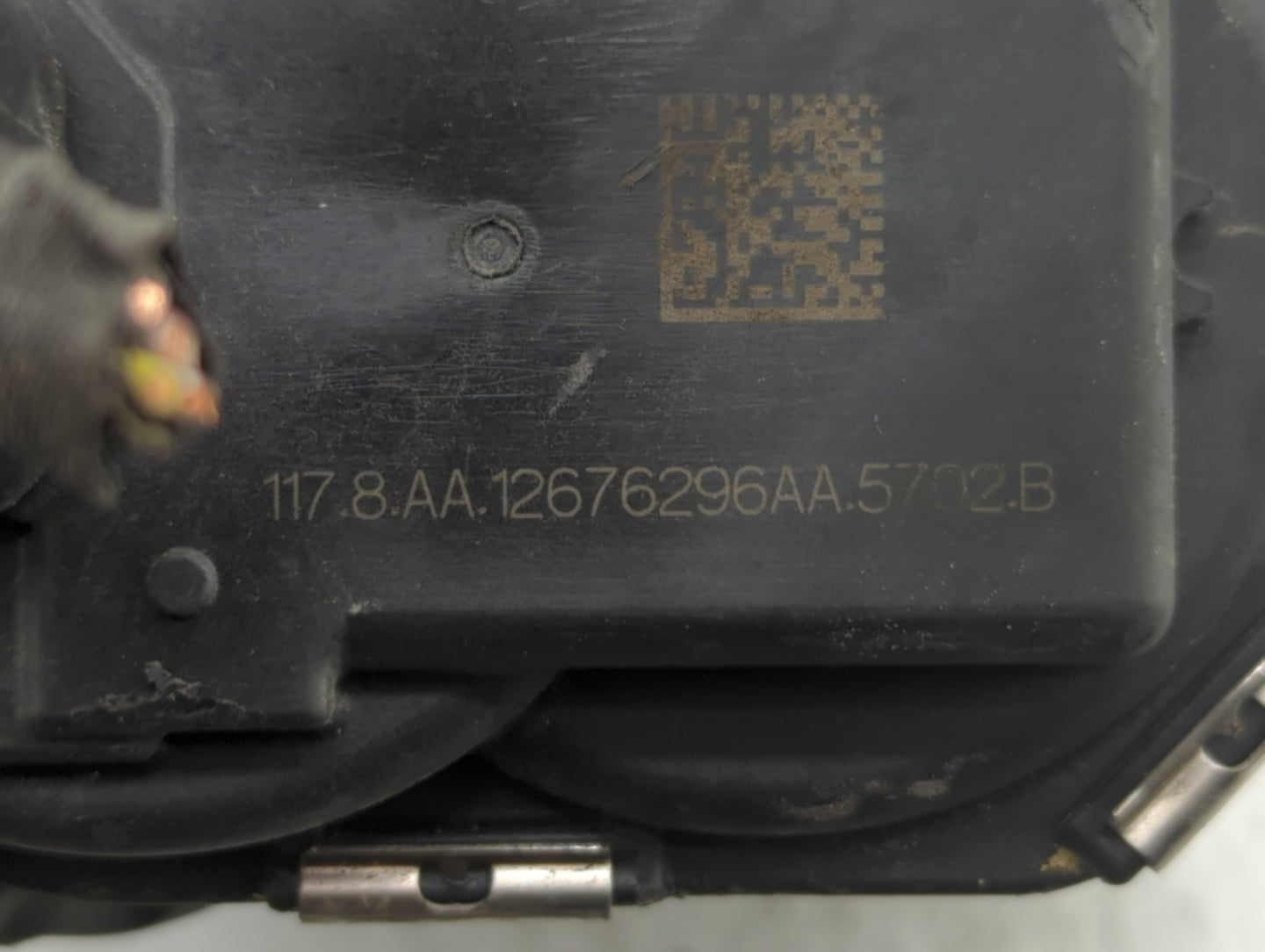 2016-2019 Chevrolet Silverado 1500 Throttle Body P/N:12669536AA 12676296AA, 12676296A Fits Fits 2016 2017 2018 2019 OEM Used