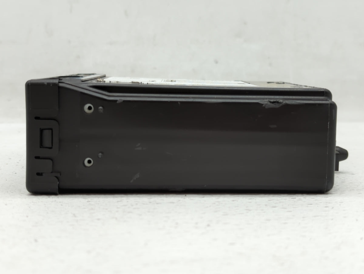 2017-2018 Chevrolet Silverado 1500 Am Fm Cd Player Radio Receiver 456990 - Oemusedautoparts1.com