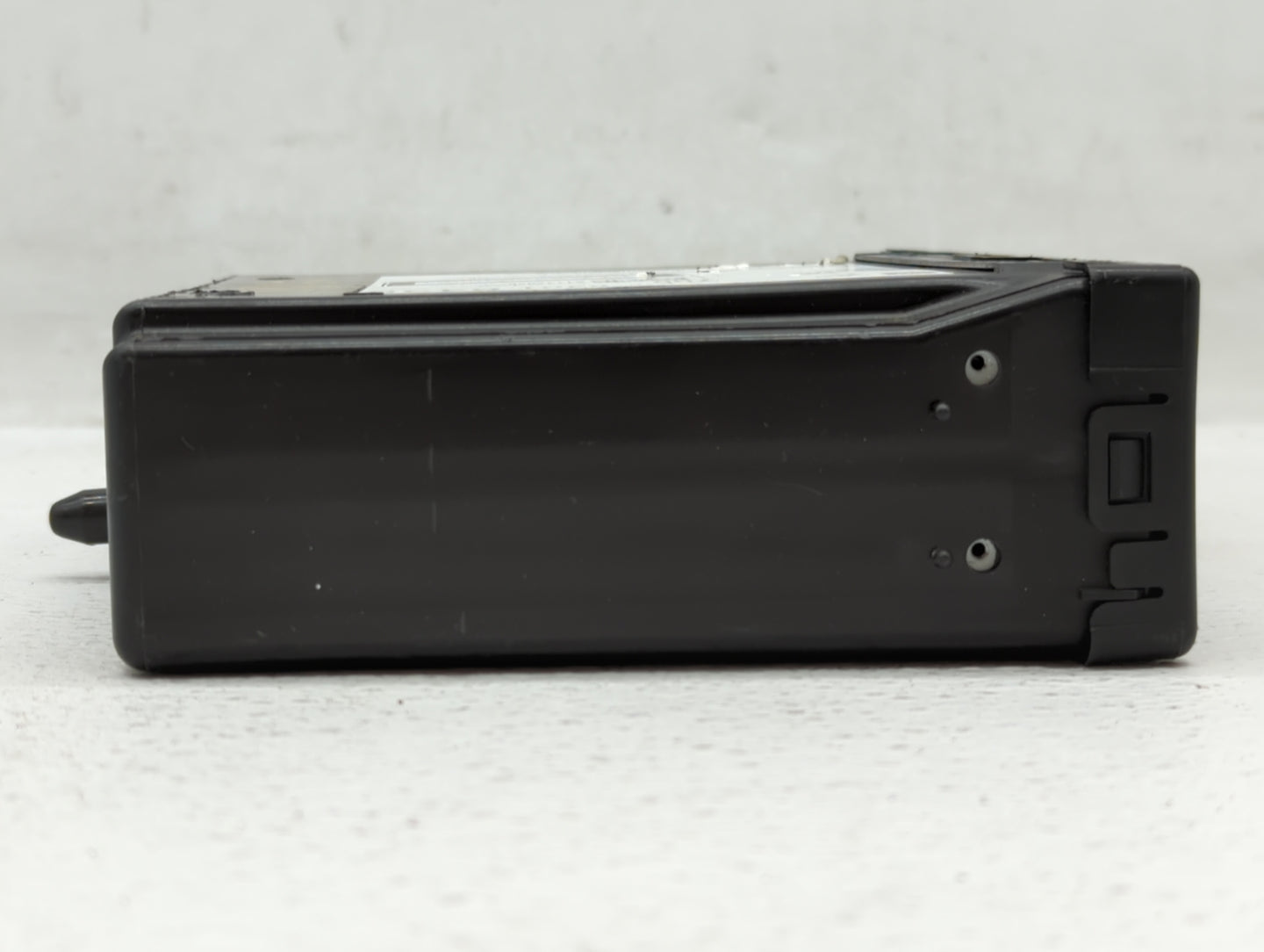 2017-2018 Chevrolet Silverado 1500 Am Fm Cd Player Radio Receiver - Oemusedautoparts1.com