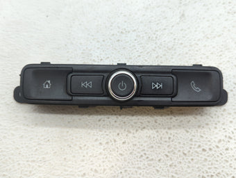 compare product 2016-2019 Chevrolet Silverado 1500 Radio AM FM Cd Player Receiver Replacement P/N:42342515 42516646 Fits Fits 2016 2017 2018 2019 OEM Used Auto Parts