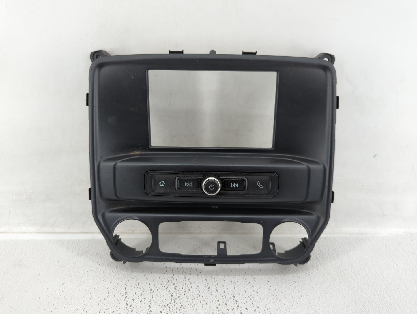 2016-2019 Chevrolet Silverado 1500 Radio Control Panel - Oemusedautoparts1.com