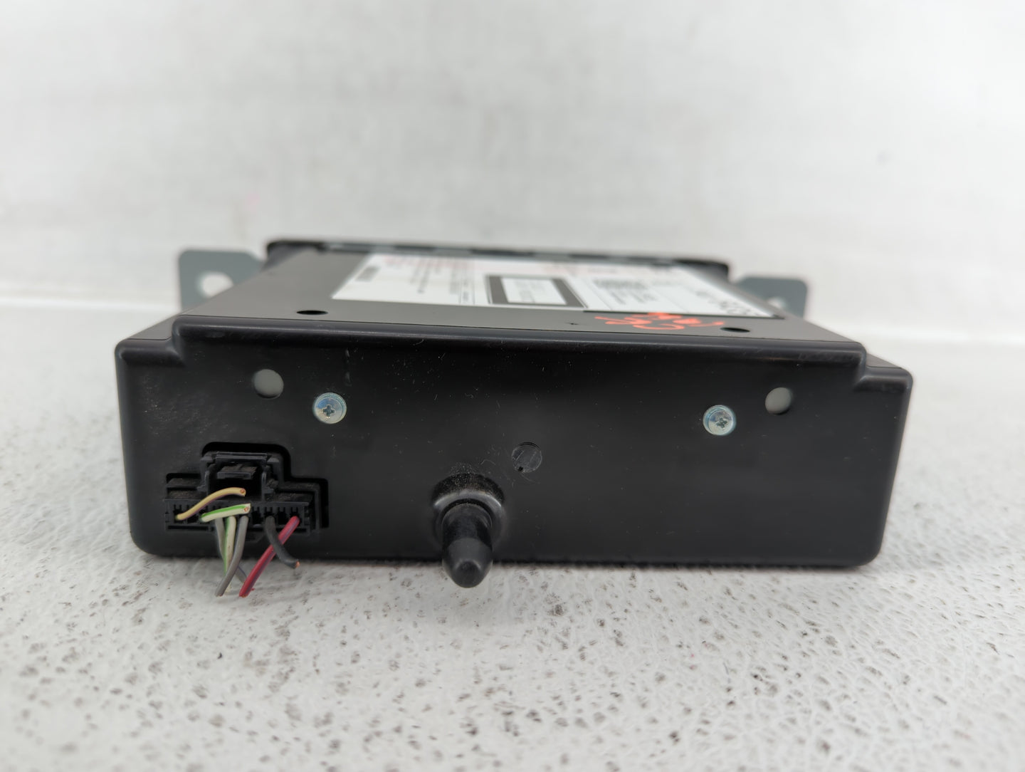2015-2019 Chevrolet Silverado 1500 Am Fm Cd Player Radio Receiver - Oemusedautoparts1.com