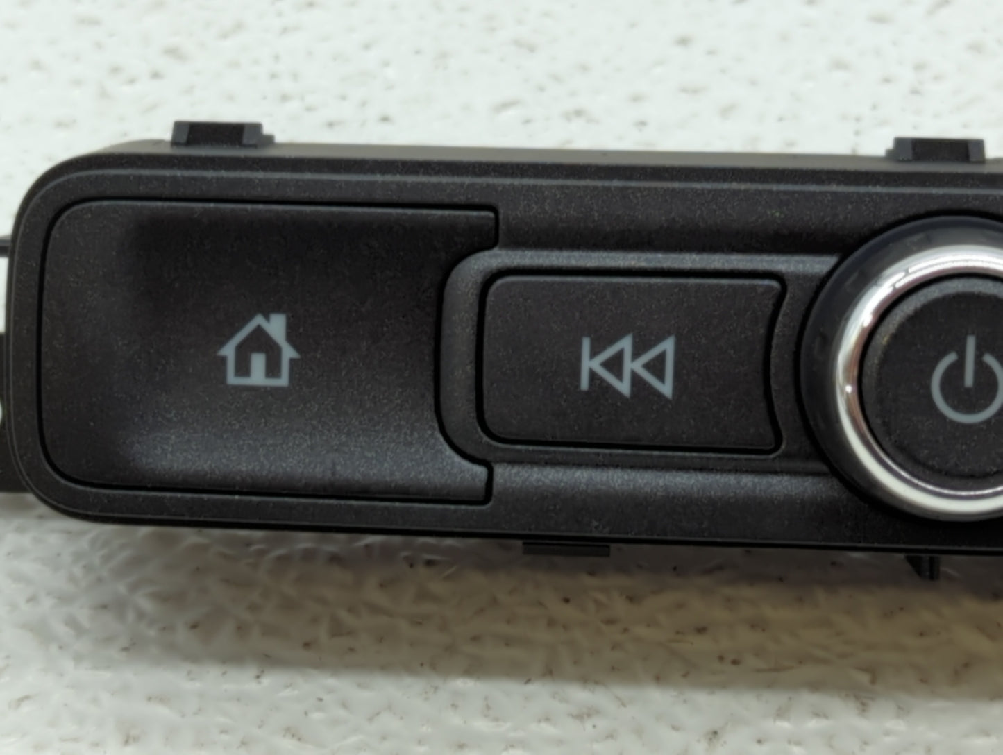 2016-2019 Chevrolet Silverado 1500 Am Fm Cd Player Radio Receiver - Oemusedautoparts1.com