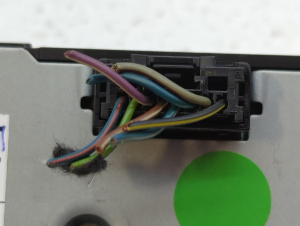 2016-2019 Chevrolet Silverado 1500 Am Fm Cd Player Radio Receiver 521562 - Oemusedautoparts1.com