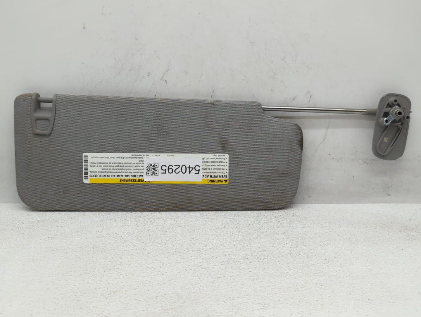 2014-2019 Chevrolet Silverado 1500 Sun Visor Shade Replacement Driver Left Mirror Fits Fits 2014 2015 2016 2017 2018 2019 OE