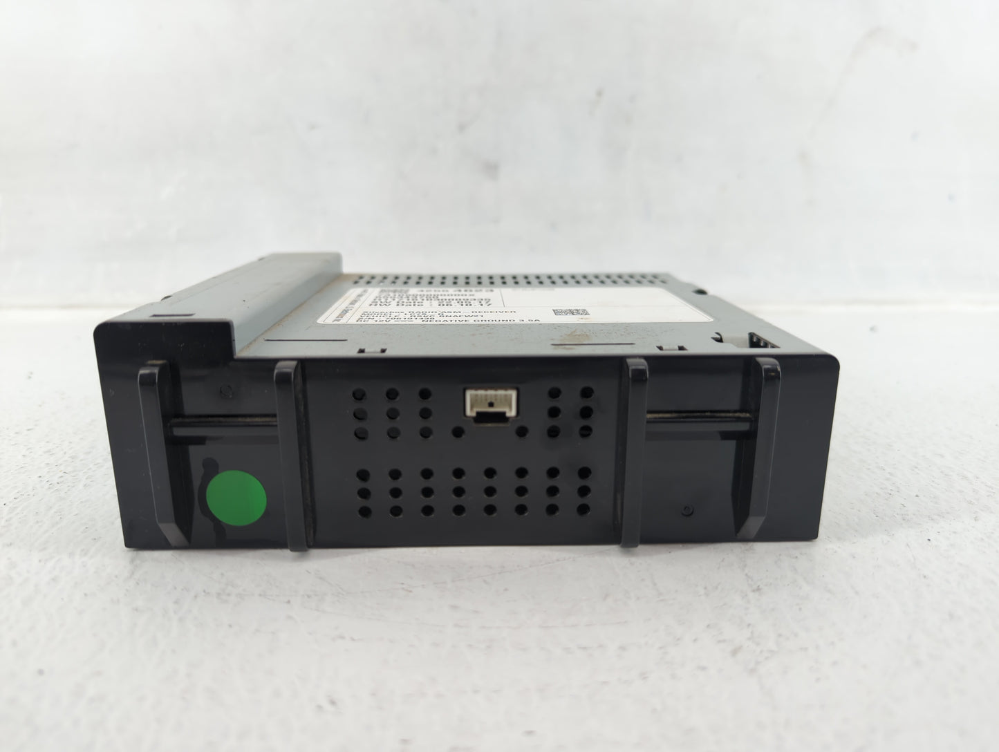 2018-2018 Chevrolet Silverado 1500 Am Fm Cd Player Radio Receiver - Oemusedautoparts1.com