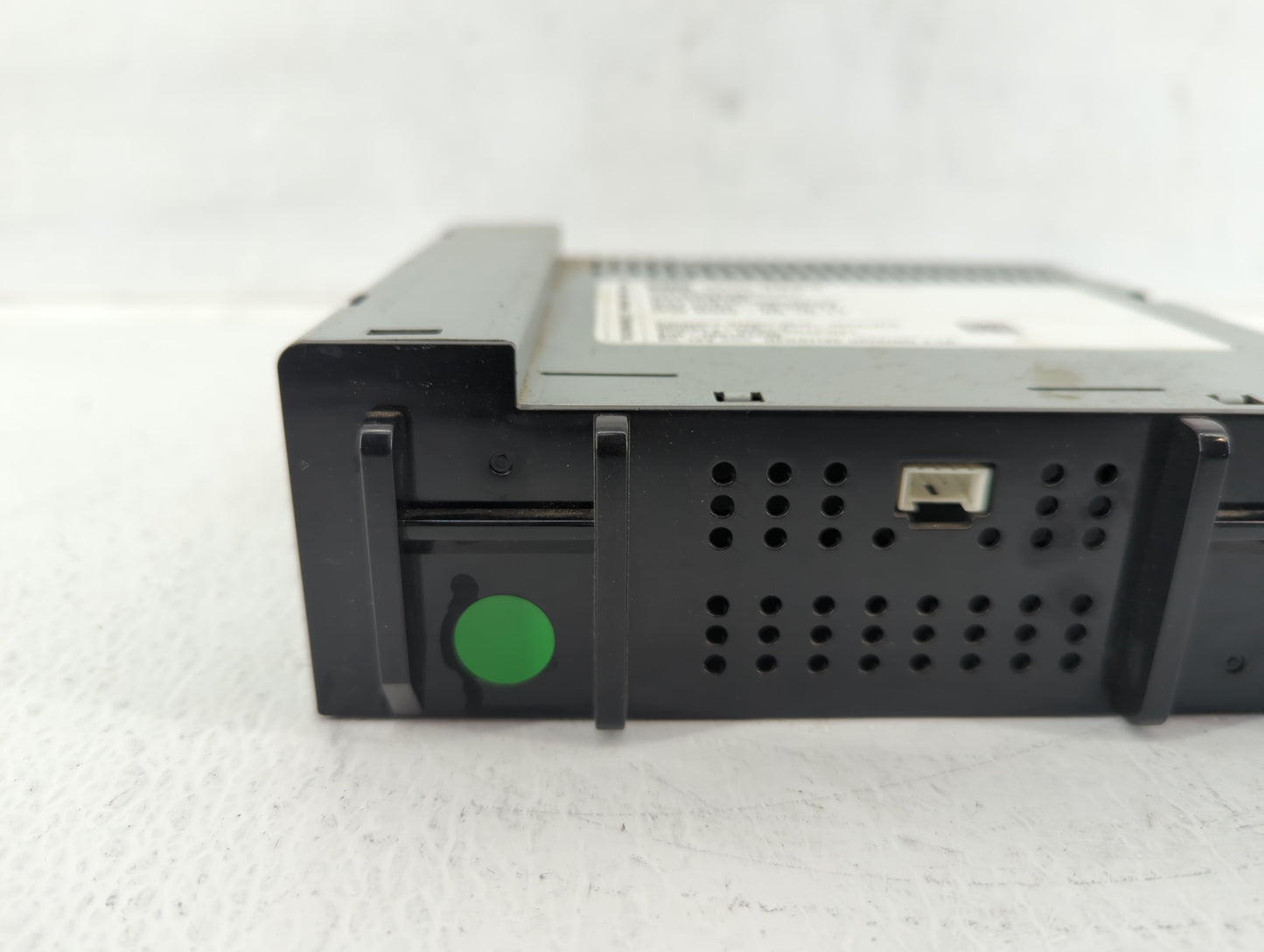 2018-2018 Chevrolet Silverado 1500 Am Fm Cd Player Radio Receiver - Oemusedautoparts1.com