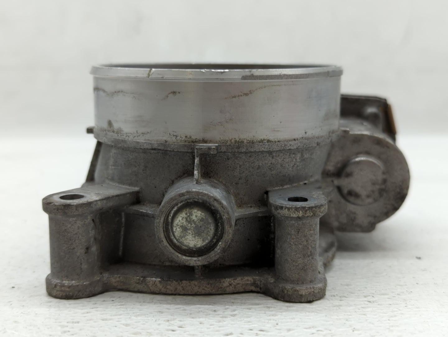 2014-2022 Chevrolet Silverado 1500 Throttle Body P/N:12678224 Fits Fits 2014 2015 2016 2017 2018 2019 2020 2021 2022 OEM Use