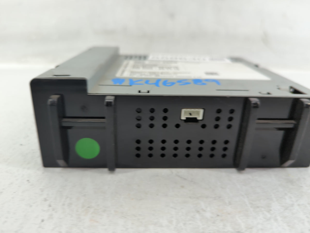 2018-2018 Chevrolet Silverado 1500 Am Fm Cd Player Radio Receiver 559630 - Oemusedautoparts1.com