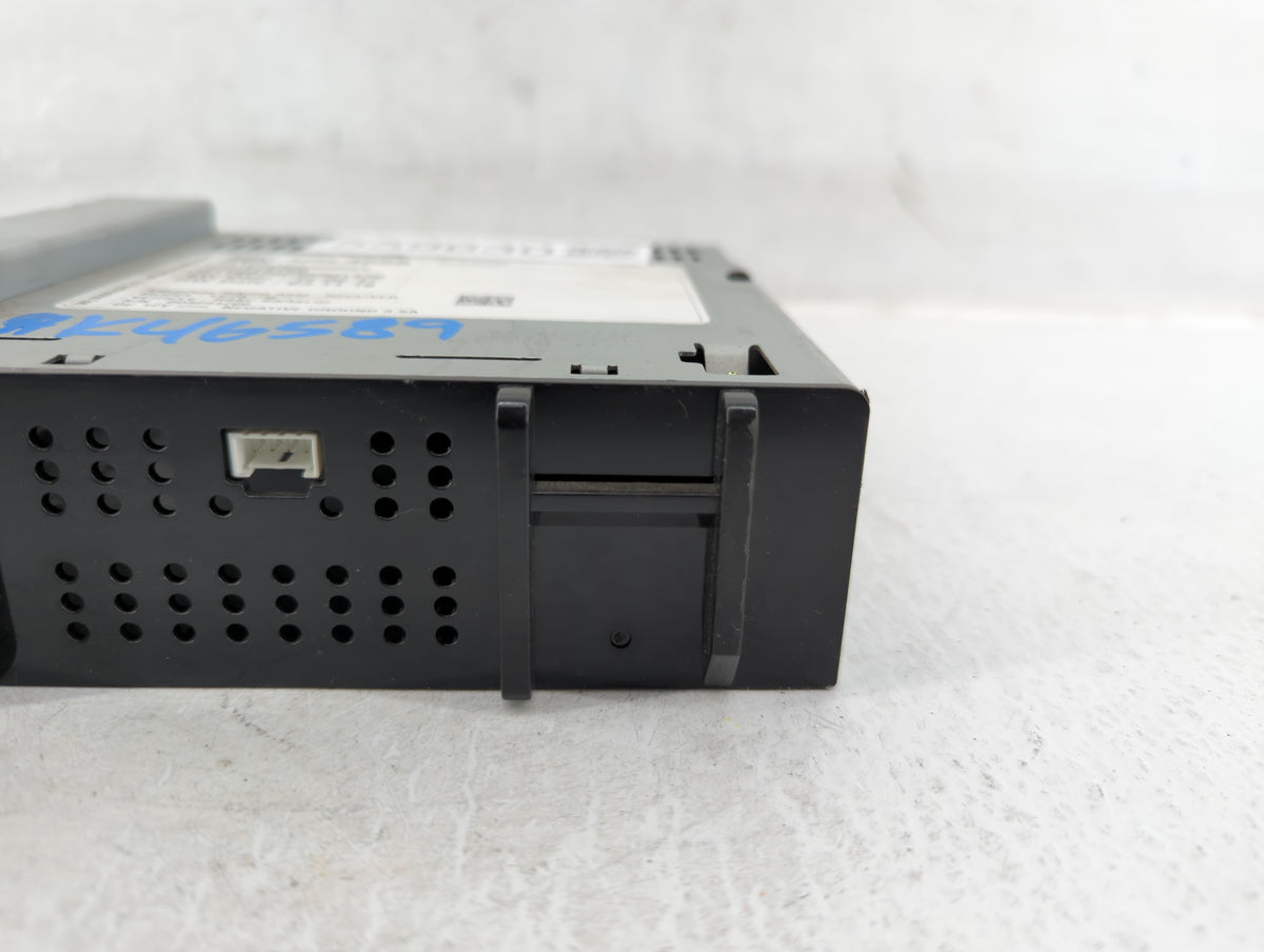 2018-2018 Chevrolet Silverado 1500 Am Fm Cd Player Radio Receiver 559630 - Oemusedautoparts1.com