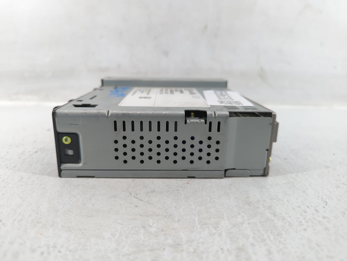 2018-2018 Chevrolet Silverado 1500 Am Fm Cd Player Radio Receiver - Oemusedautoparts1.com