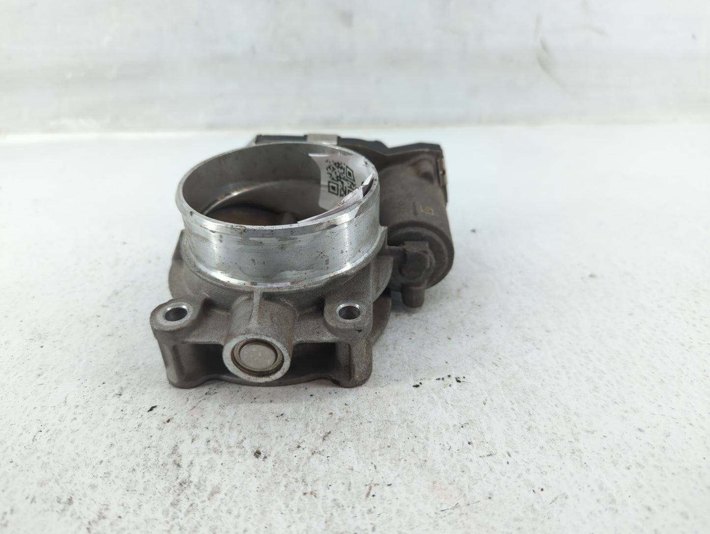 2016-2021 Chevrolet Silverado 1500 Throttle Body Fits Fits 2016 2017 2018 2019 2020 2021 OEM Used Auto Parts - Oemusedautopa