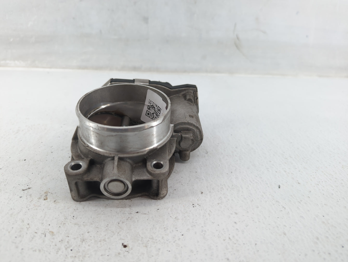 2016-2021 Chevrolet Silverado 1500 Throttle Body P/N:76296AA Fits Fits 2016 2017 2018 2019 2020 2021 OEM Used Auto Parts - O