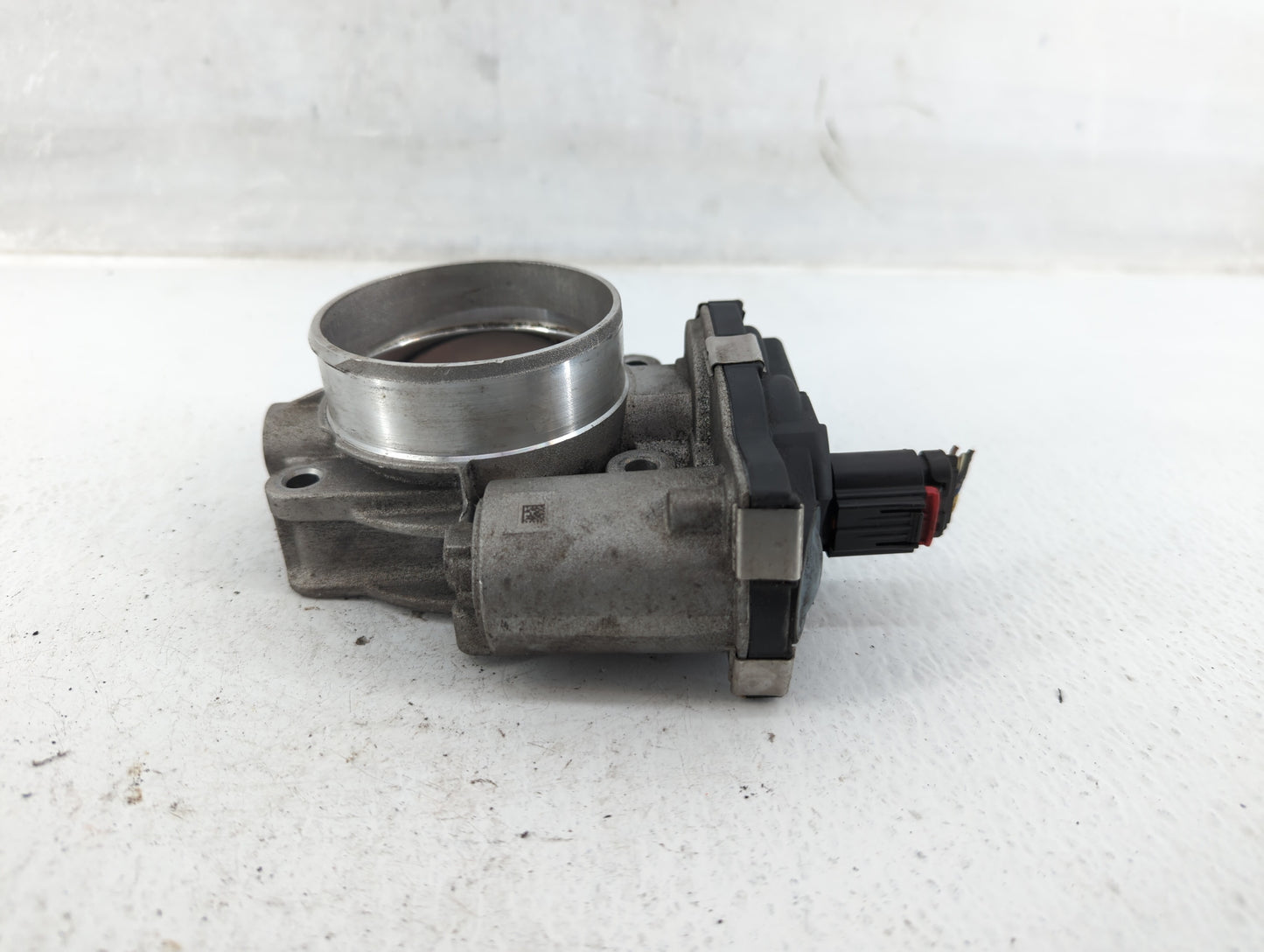 2016-2021 Chevrolet Silverado 1500 Throttle Body P/N:76296AA Fits Fits 2016 2017 2018 2019 2020 2021 OEM Used Auto Parts - O