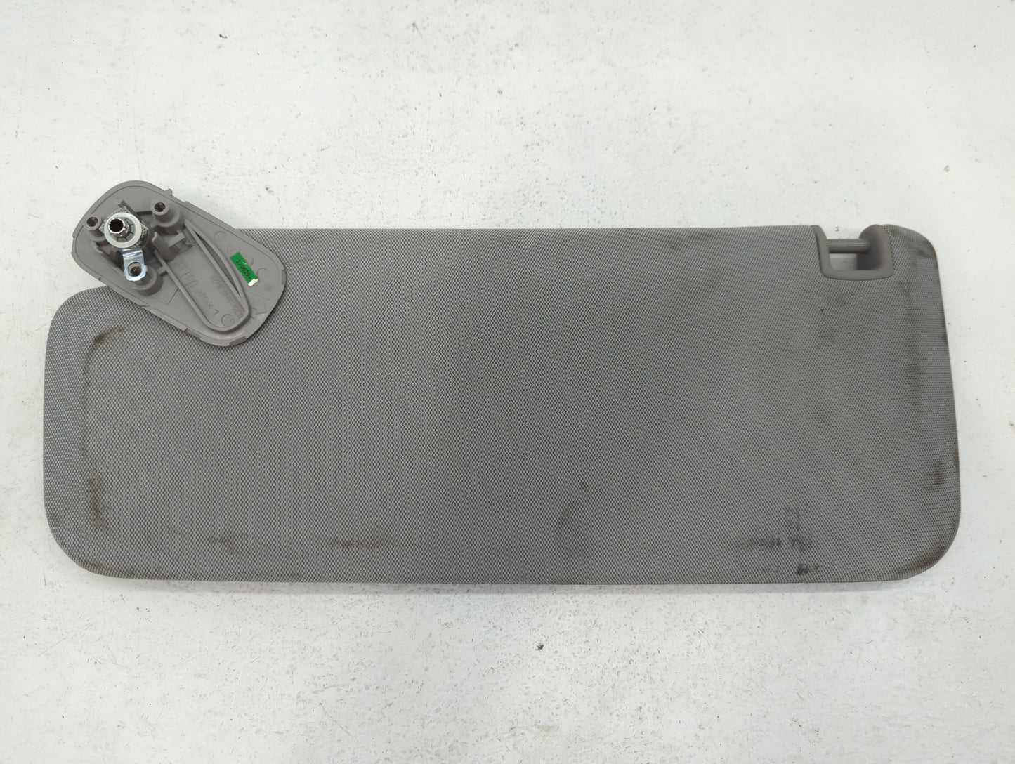 2014-2019 Chevrolet Silverado 1500 Sun Visor Shade Replacement Driver Left Mirror Fits Fits 2014 2015 2016 2017 2018 2019 OE