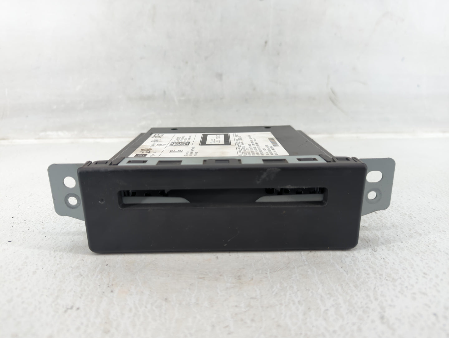 2015-2019 Chevrolet Silverado 1500 Radio AM FM Cd Player Receiver Replacement P/N:84016435 Fits Fits 2015 2016 2017 2018 201