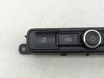 2016-2019 Chevrolet Silverado 1500 Radio AM FM Cd Player Receiver Replacement P/N:42516646 Fits Fits 2016 2017 2018 2019 OEM Used Auto Parts