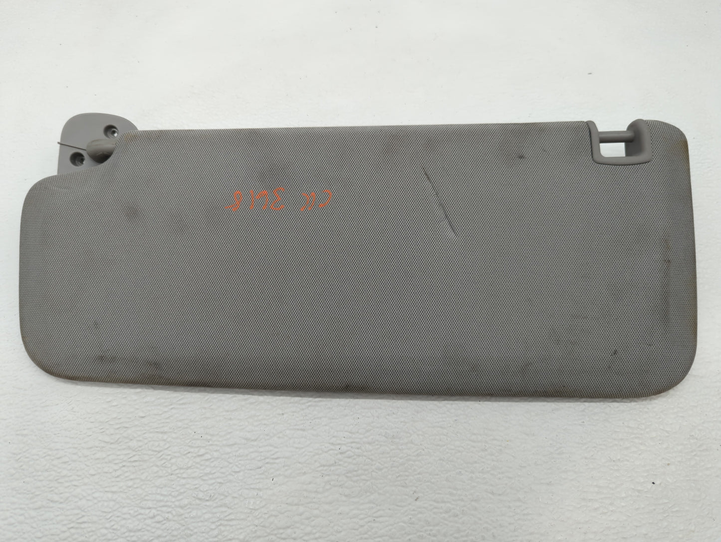 2014-2019 Chevrolet Silverado 1500 Sun Visor Shade Replacement Driver Left Mirror Fits Fits 2014 2015 2016 2017 2018 2019 OE