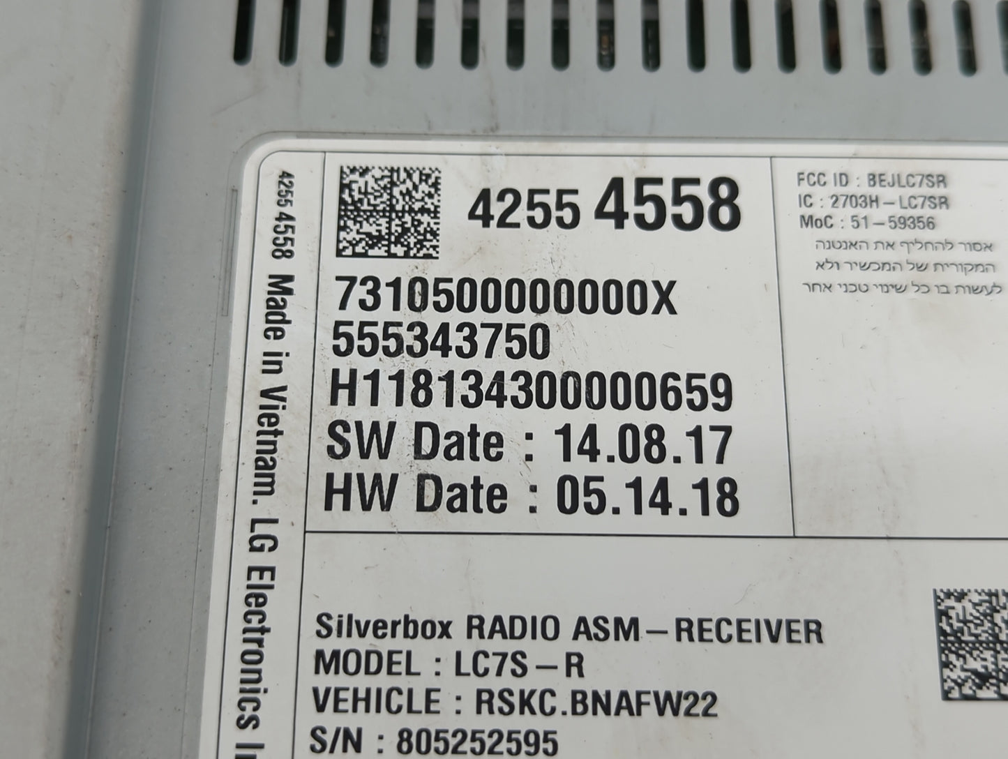 2018-2019 Chevrolet Silverado 1500 Radio AM FM Cd Player Receiver Replacement P/N:42554558 Fits Fits 2018 2019 2020 OEM Used