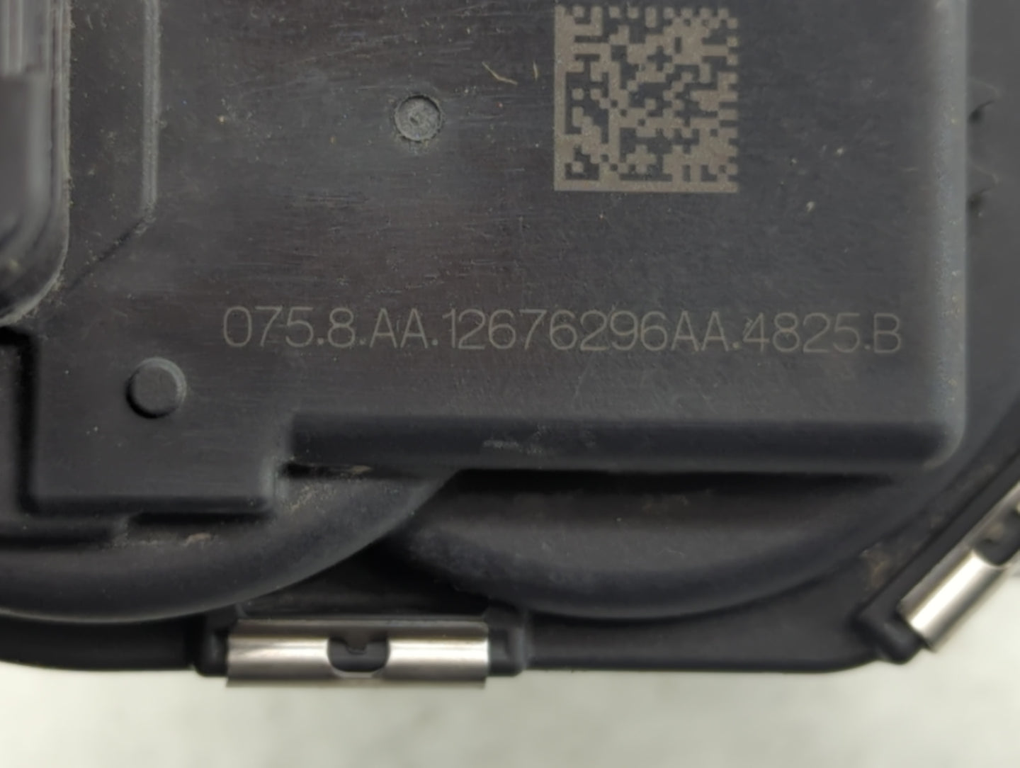 2016-2021 Chevrolet Silverado 1500 Throttle Body P/N:12676296AA Fits Fits 2016 2017 2018 2019 2020 2021 OEM Used Auto Parts 