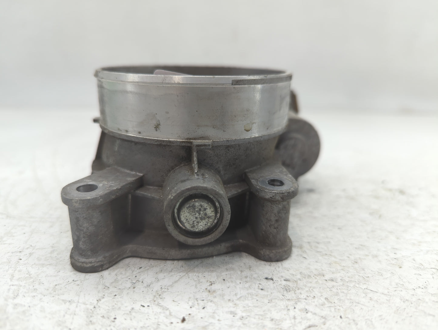 2014-2022 Chevrolet Silverado 1500 Throttle Body P/N:12678224 Fits Fits 2014 2015 2016 2017 2018 2019 2020 2021 2022 OEM Use