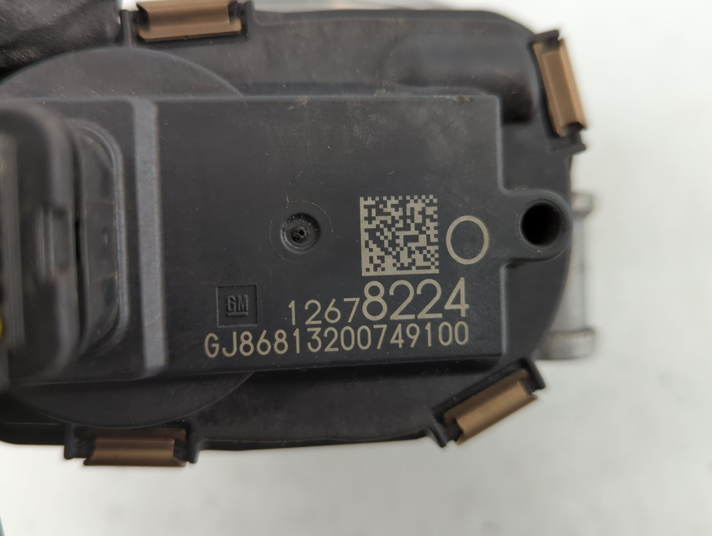2014-2022 Chevrolet Silverado 1500 Throttle Body P/N:12678224 Fits Fits 2014 2015 2016 2017 2018 2019 2020 2021 2022 OEM Use