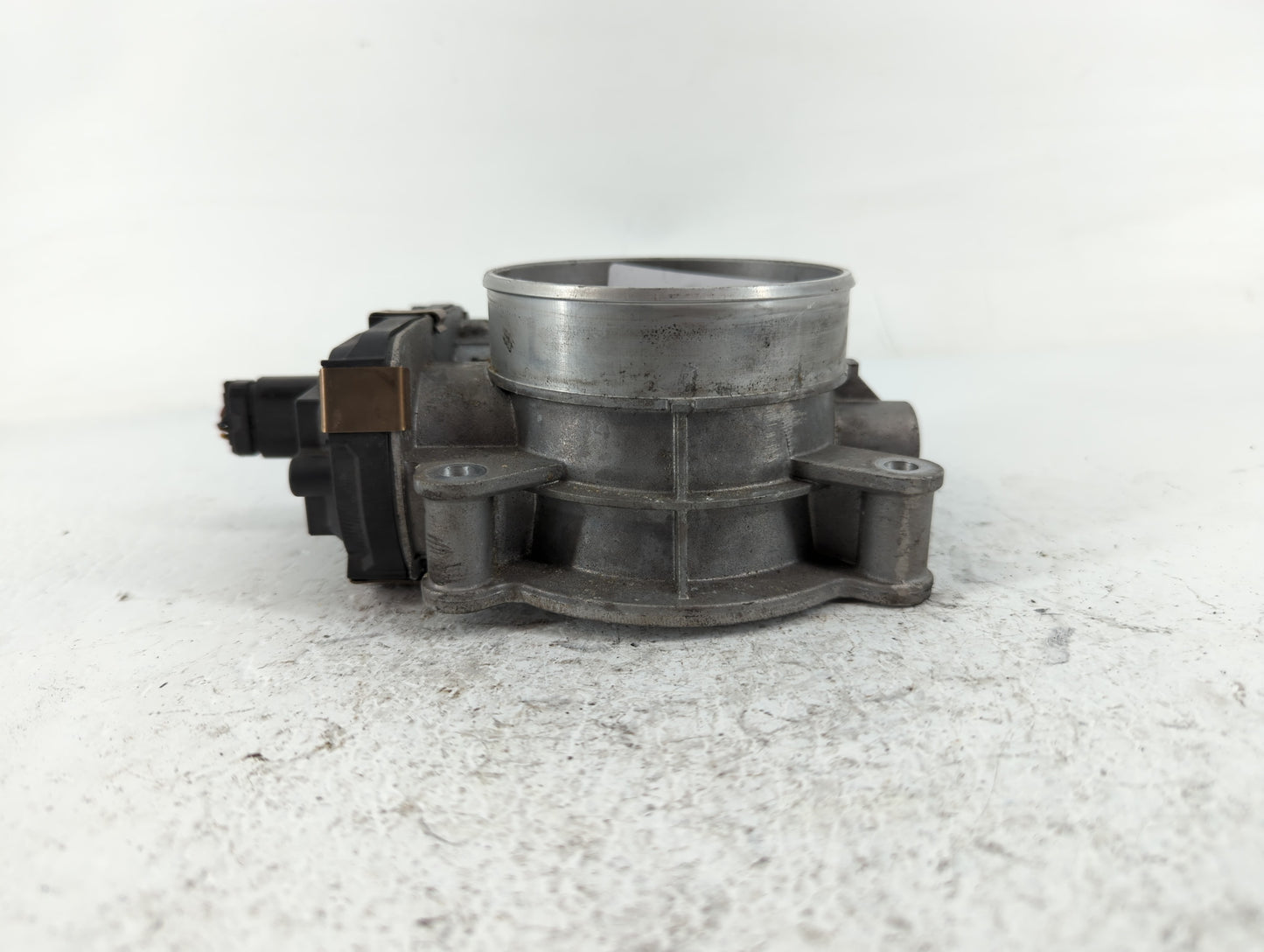 2014-2022 Chevrolet Silverado 1500 Throttle Body P/N:12678224 Fits Fits 2014 2015 2016 2017 2018 2019 2020 2021 2022 OEM Use