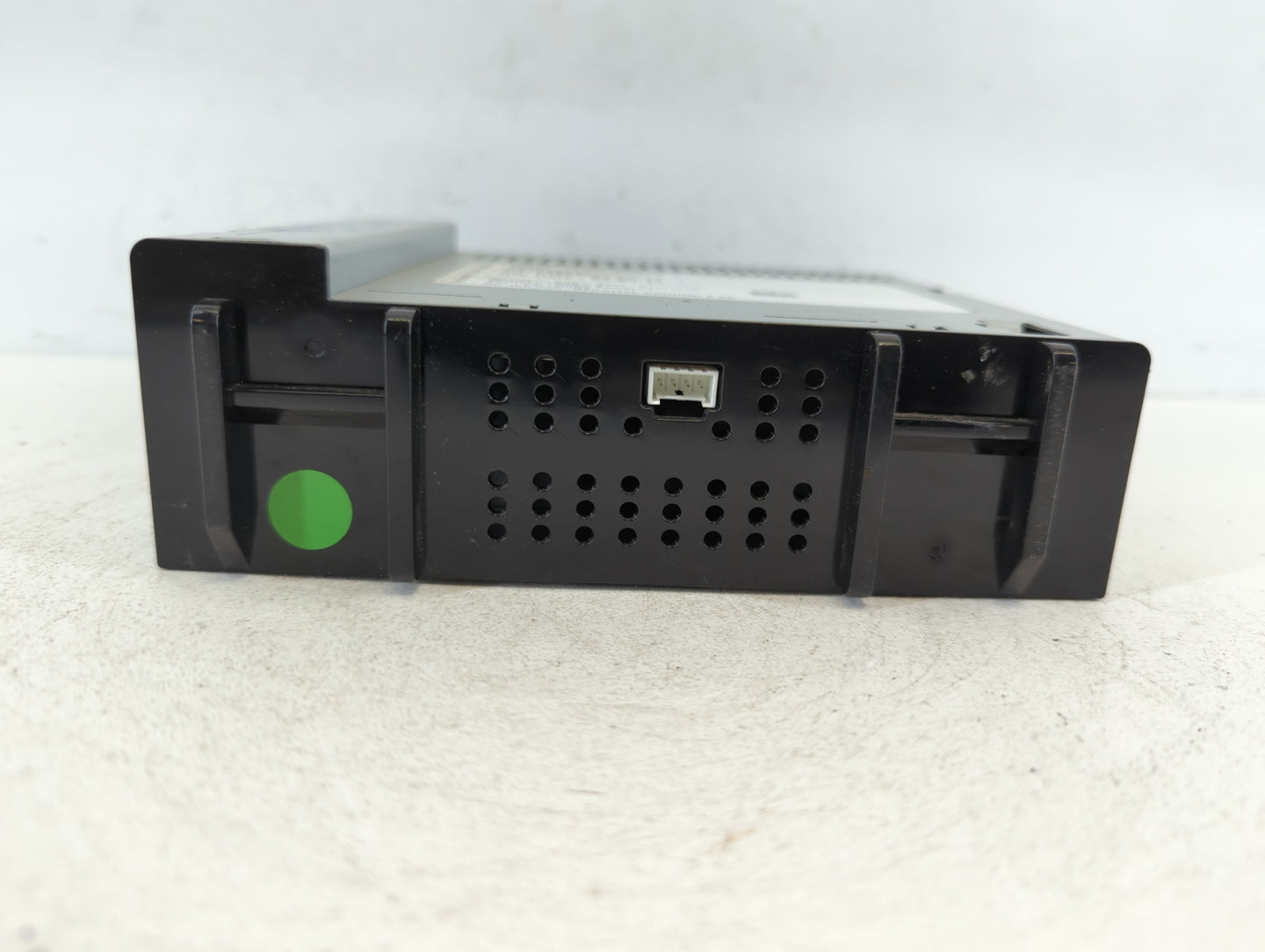 2018-2018 Chevrolet Silverado 1500 Am Fm Cd Player Radio Receiver - Oemusedautoparts1.com
