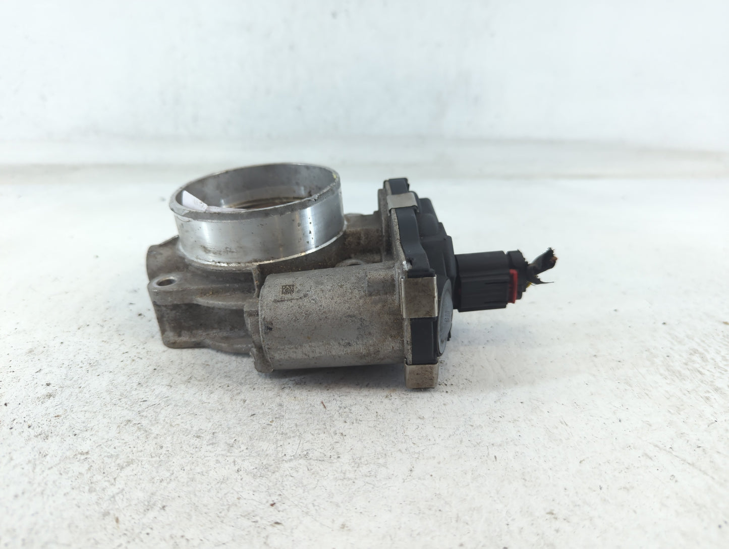 2018 Chevrolet Silverado 1500 Throttle Body P/N:12676296AA Fits Fits 2016 2017 2019 2020 2021 2022 OEM Used Auto Parts - Oem