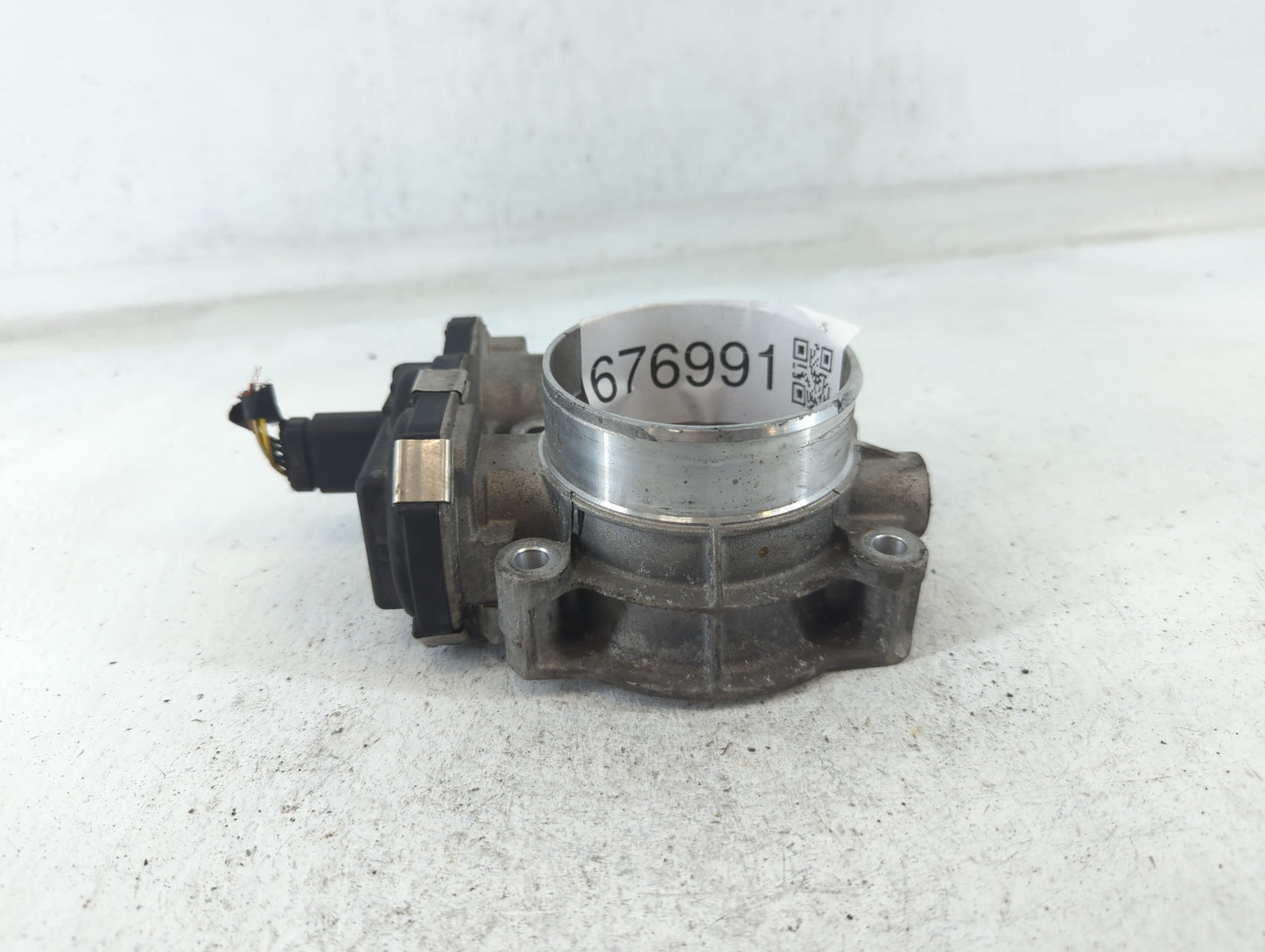 2018 Chevrolet Silverado 1500 Throttle Body P/N:12676296AA Fits Fits 2016 2017 2019 2020 2021 2022 OEM Used Auto Parts - Oem