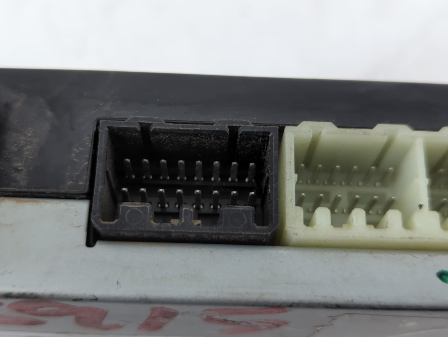 2018 Chevrolet Silverado 1500 Chassis Control Module Ccm Bcm Body Control - Oemusedautoparts1.com