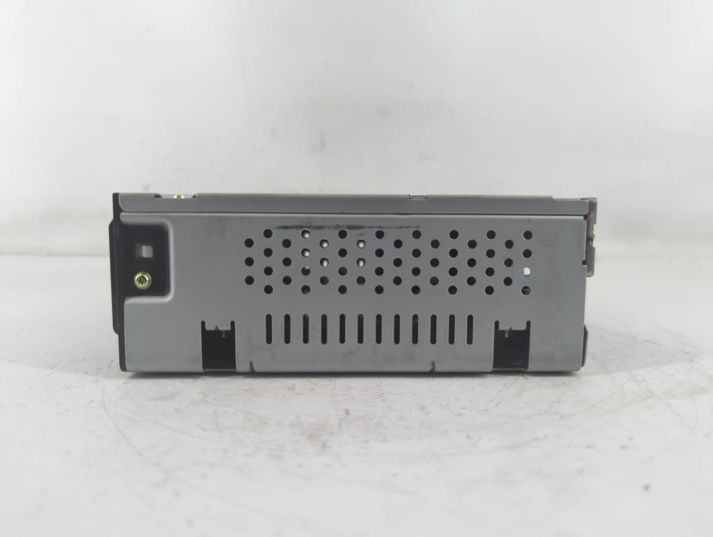 2018 Chevrolet Silverado 1500 Radio AM FM Cd Player Receiver Replacement P/N:42554623 Fits Fits 2019 OEM Used Auto Parts - O