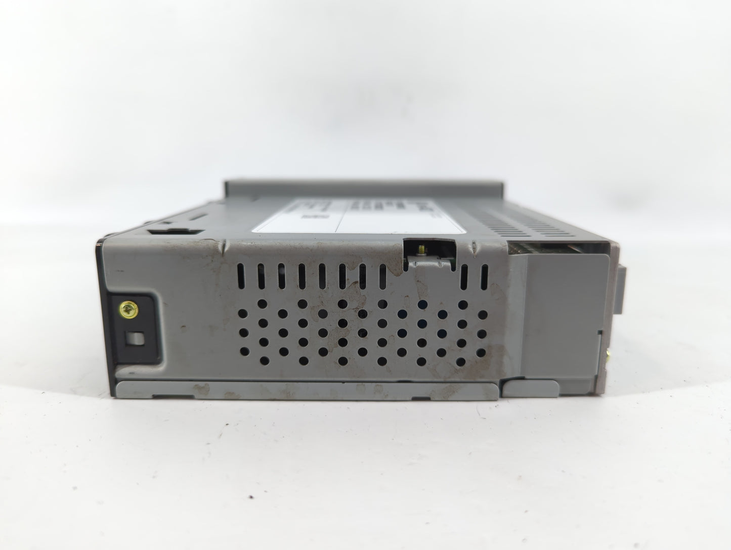 2018-2018 Chevrolet Silverado 1500 Am Fm Cd Player Radio Receiver - Oemusedautoparts1.com