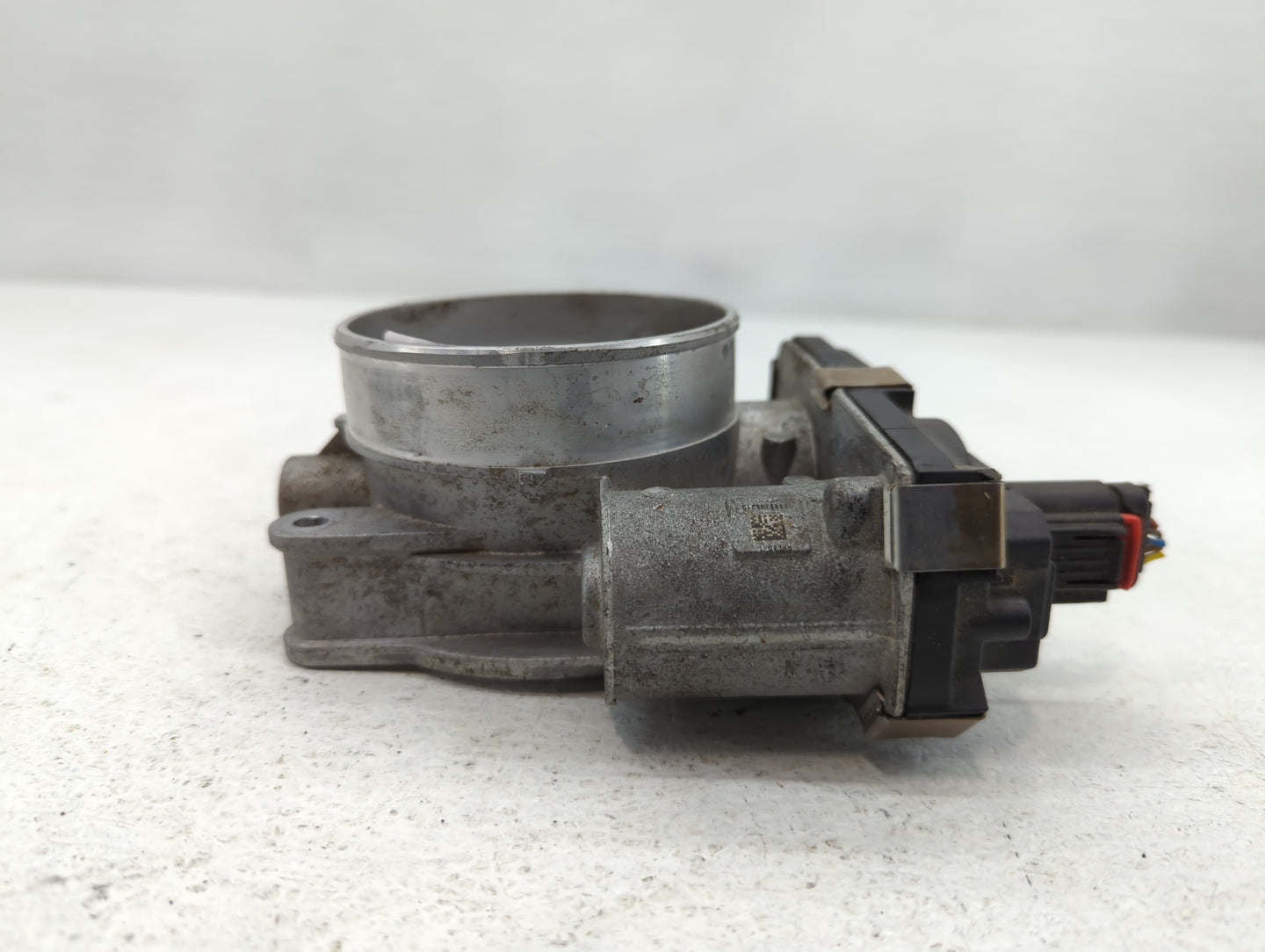 2014-2022 Chevrolet Silverado 1500 Throttle Body P/N:12678224 Fits Fits 2014 2015 2016 2017 2018 2019 2020 2021 2022 OEM Use