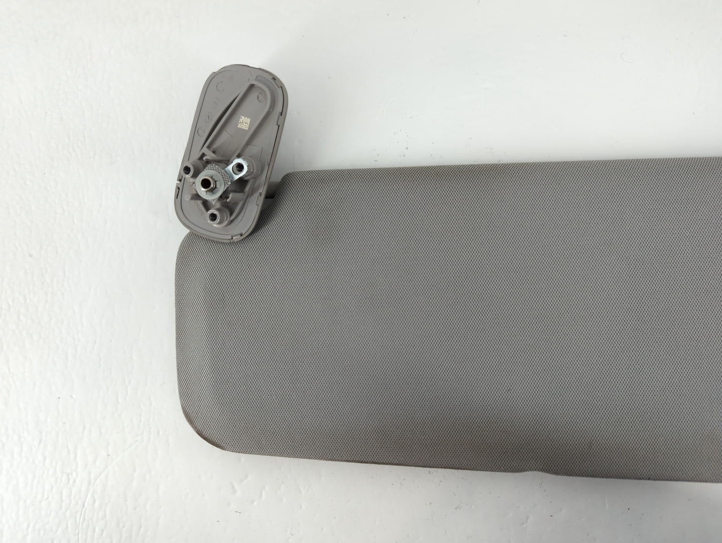 2014-2019 Chevrolet Silverado 1500 Sun Visor Shade Replacement Driver Left Mirror Fits Fits 2014 2015 2016 2017 2018 2019 OE