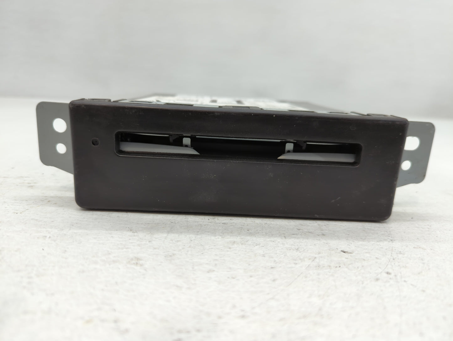 2015-2019 Chevrolet Silverado 1500 Am Fm Cd Player Radio Receiver - Oemusedautoparts1.com