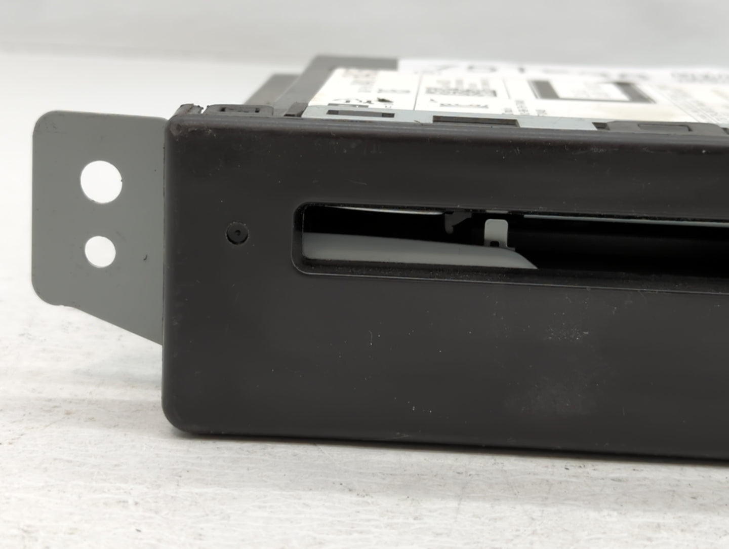 2015-2019 Chevrolet Silverado 1500 Am Fm Cd Player Radio Receiver - Oemusedautoparts1.com