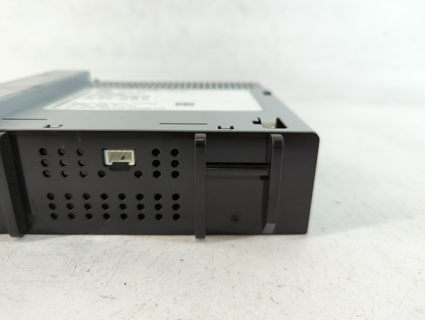 2018 Chevrolet Silverado 1500 Radio AM FM Cd Player Receiver Replacement P/N:42554558 Fits Fits 2019 OEM Used Auto Parts - O