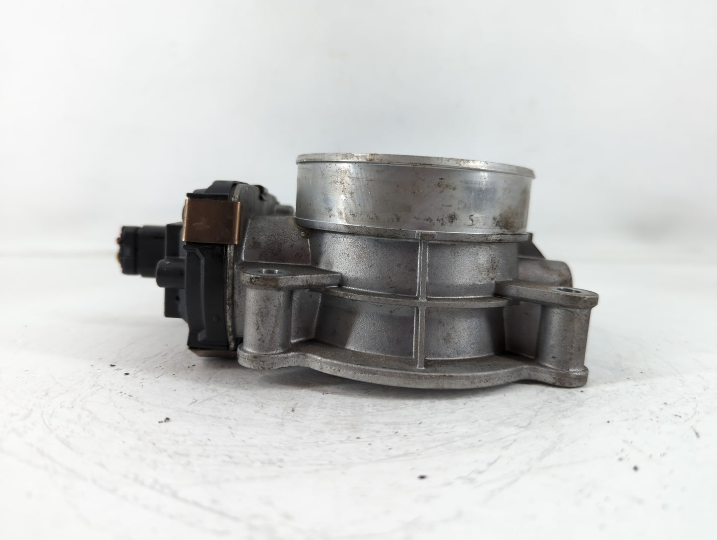 2014-2022 Chevrolet Silverado 1500 Throttle Body P/N:12678224 Fits Fits 2014 2015 2016 2017 2018 2019 2020 2021 2022 OEM Use