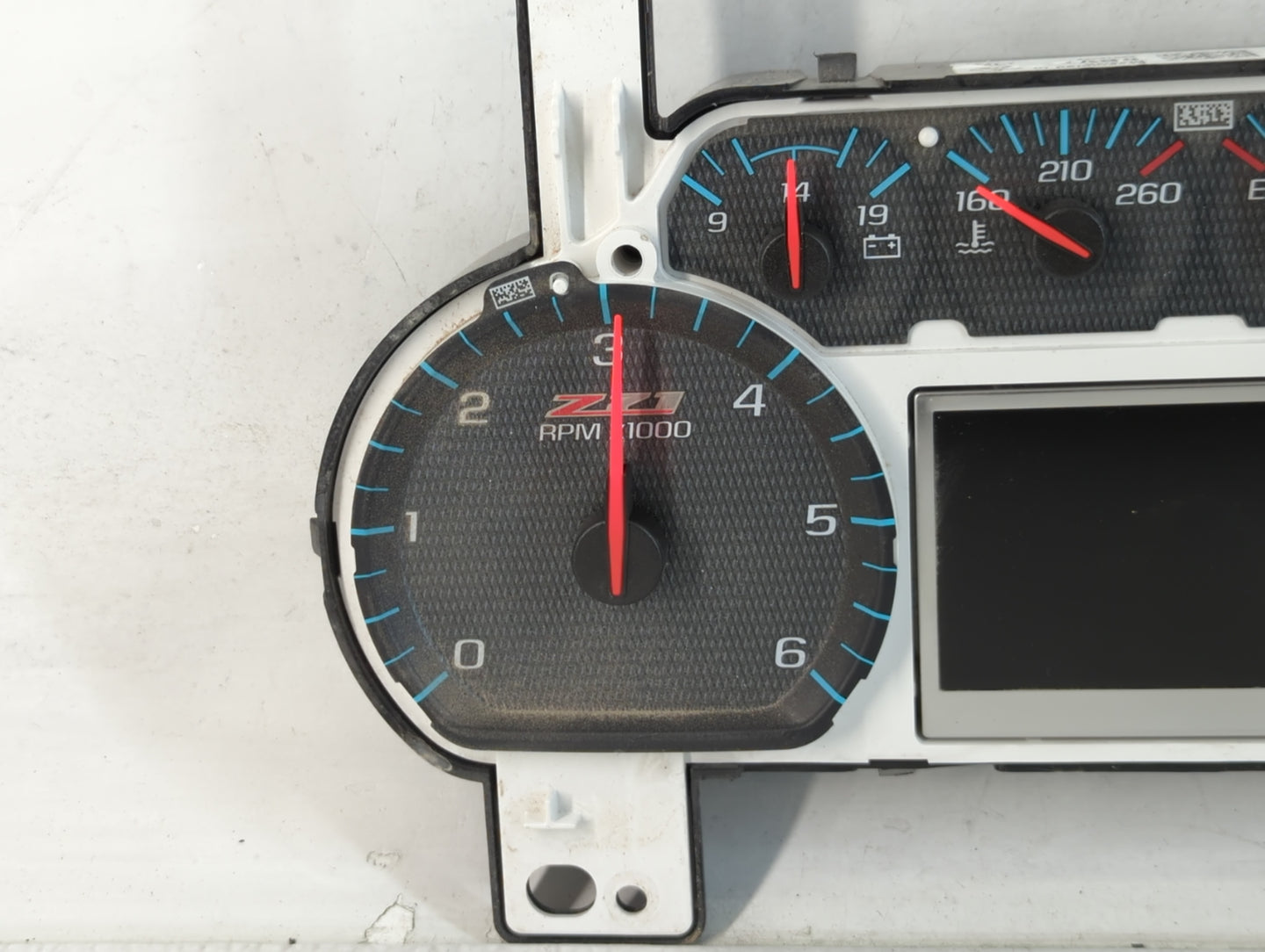 2018-2019 Chevrolet Silverado 1500 Instrument Cluster Speedometer Gauges P/N:84390804 Fits Fits 2018 2019 2020 OEM Used Auto