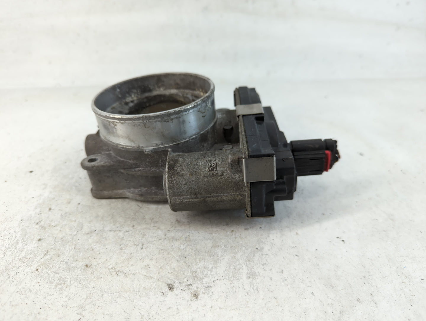 2014-2022 Chevrolet Silverado 1500 Throttle Body P/N:12678224 Fits Fits 2014 2015 2016 2017 2018 2019 2020 2021 2022 OEM Use